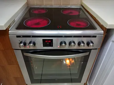 Hoover four burner cooker electric ceramic 60cm new model