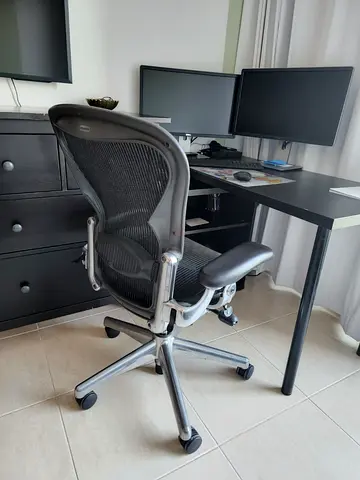 Lumbar Support Herman Miller Aeron Classic Chair Size B Fully Adjustable