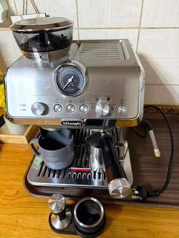 Delonghi coffee machine EC9255