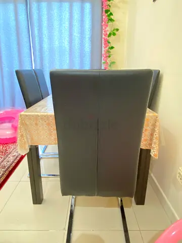 Comfortable Dining Table with Chairs