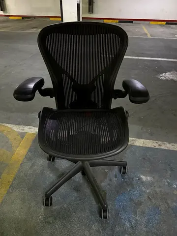 Herman Miller Areon Classic Chairs For Selling