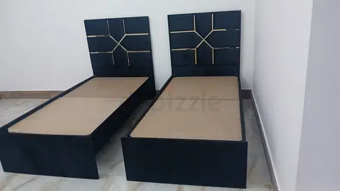 Modern Black Wooden Bed Set with Stylish Headboards