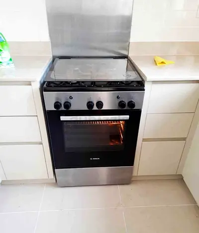 Siemens Electric Ceramic Stove 4 Burners 60×60cm Mint Condition