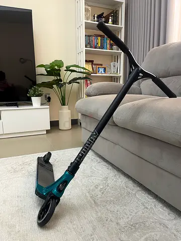 Prodigy s9 stunt scooter (only 3 months used) negotiable!