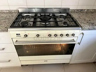 Smeg 90cm Top 5 Burner Gas Oven  Electric oven with grill dull fans,  Stainless Steel  Cooker