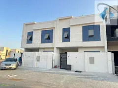 Modern 5-bedroom villa for sale at a great price and in a prime location, including fees and with a