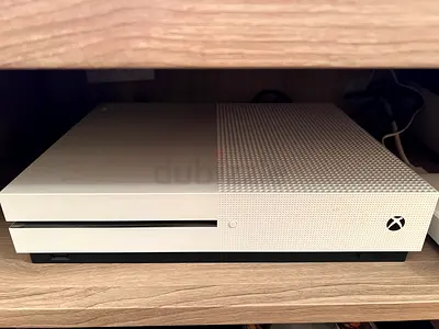 Xbox One S 1TB for Sale – Excellent Condition