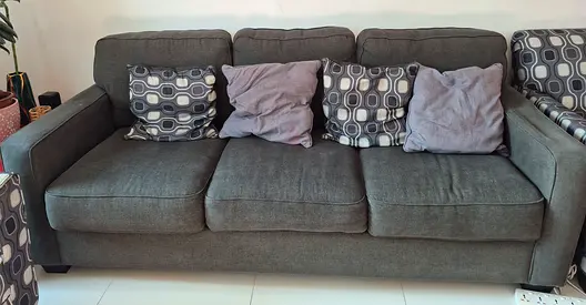 5 Seater (3 + 1 + 1) Sofa set - Color : Black, White  grey pattern