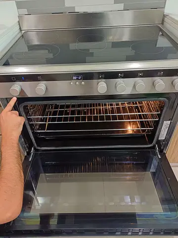 Siemens 90x60 CM Electric Stove