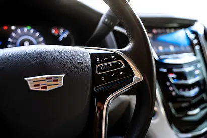 2016 Cadillac ESCALADE — миниатюра 7