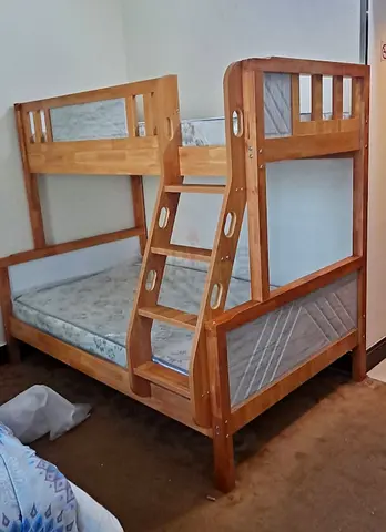 Brand new Up single down double Family bunker bed available