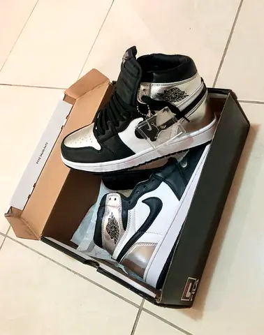 NIKE AIR JORDAN High-Top Sneakers for Sale