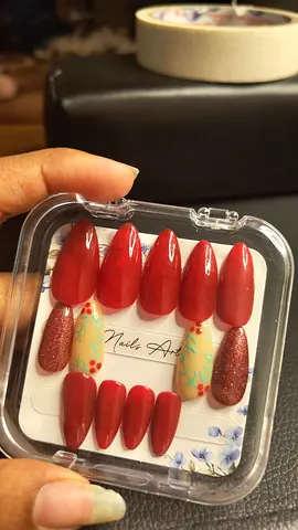 Red Press-On Nails for this Christmas season. Get your own customized design! Delivery available!
