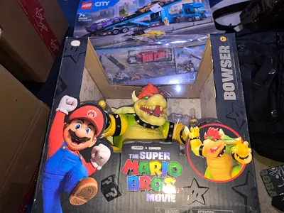 Super Mario Bros Bowser Action Figure - Brand New