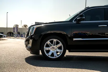 2016 Cadillac ESCALADE — миниатюра 3