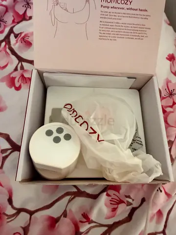 Momcozy breast pump for sale