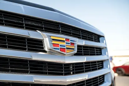 2016 Cadillac ESCALADE — миниатюра 2