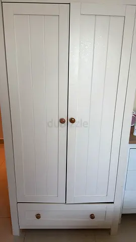 2 kids wardrobe
