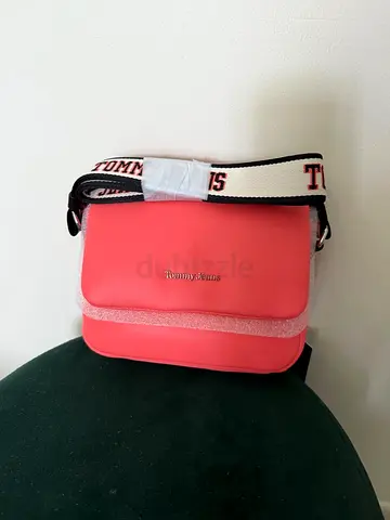 Tommy Jeans Pink Shoulder Bag in Great Condition