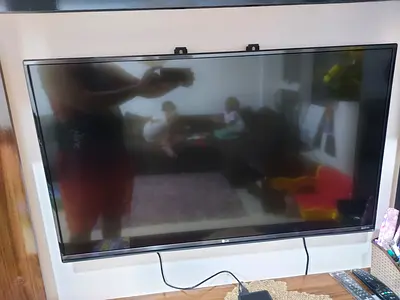 LG 4k UHD 43 Smart TV good condition