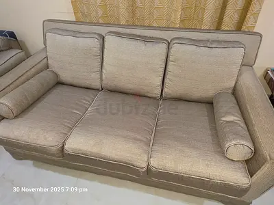 3 seater couch -2pcs