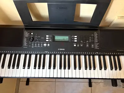 Yamaha PSR-E373 Portable Keyboard for Sale