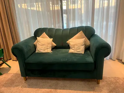 Elegant 7 seater Velvet Sofa in Teal and yellow with beautiful cushions free