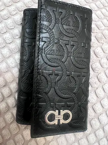Ferragamo Black Leather Key Card case