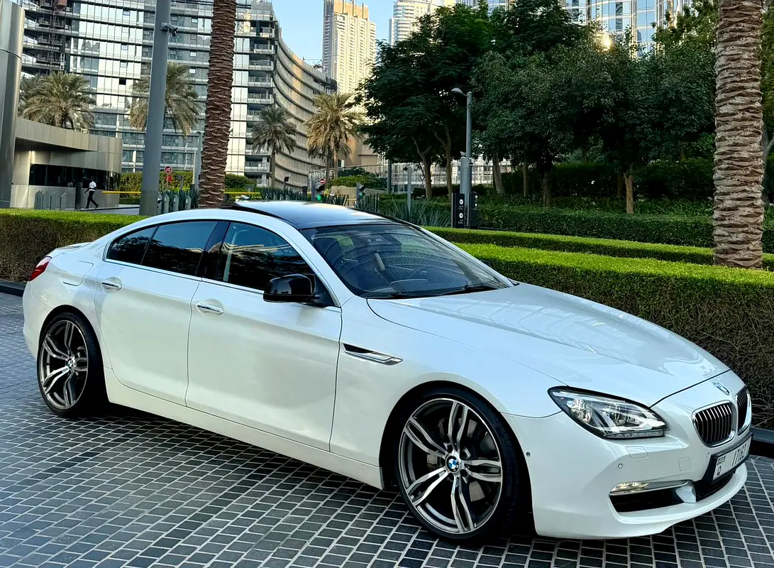 BMW 6-Series 2014 — photo 1 of 20