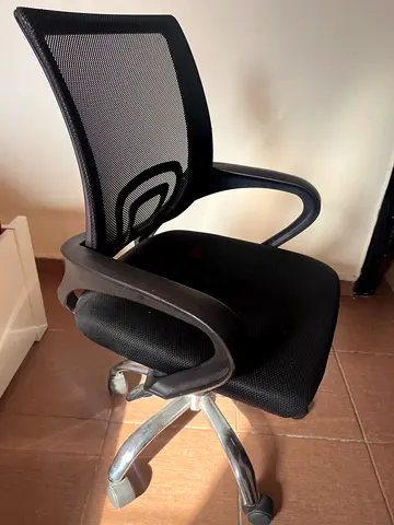 Danube Home | Black Office Chair |
Excellent Condition