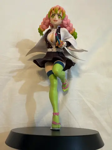 Demon slayer mitsuri figure