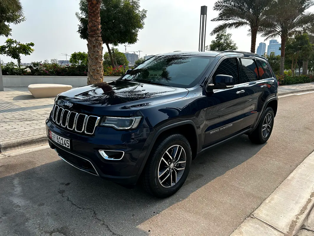 Jeep Grand Cherokee 2017 — photo 1 of 20