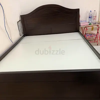 Queen Size Bed with FREE Mattress | Excellent Condition | Ready to Use