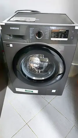 Samsung Front-Load 8Kg Washing Machine – Excellent Condition | 1 Year Used