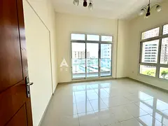 Stylish &amp; Spacious 2BR | Abundant Light | Premium Amenities | DSO
