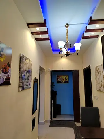 Partition with windows and balcony for solo or couple near to metro station