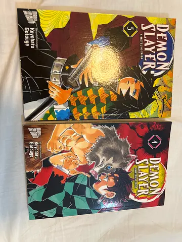 Demon Slayer Manga Volumes 4 and 5 german