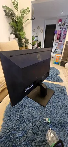 HP 24 Full HD LED Monitor