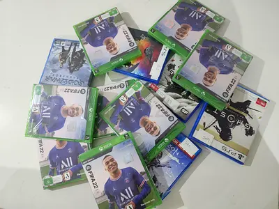 Collection of Xbox Games: FIFA 22 and More