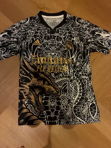 Special Real Madrid dragon kit
