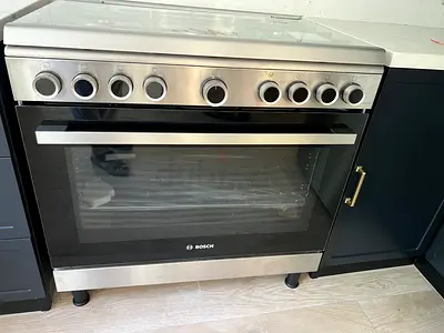 Bosch Full Gas Cooking range 90cm