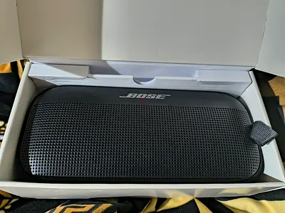 Bose Portable Bluetooth Speaker - Excellent Condition