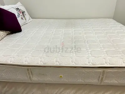 Comfortable Queen Size Mattress for Sale