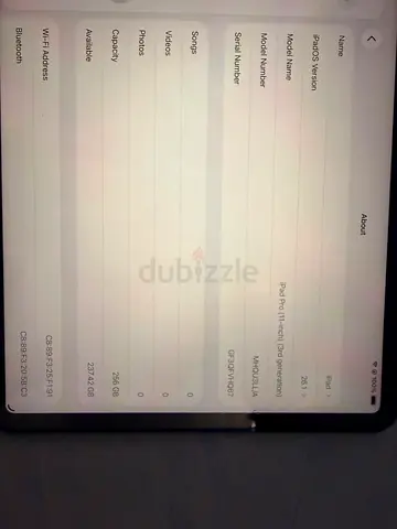 iPad Pro (11-inch, 3rd generation) - 256 GB, Excellent Condition!