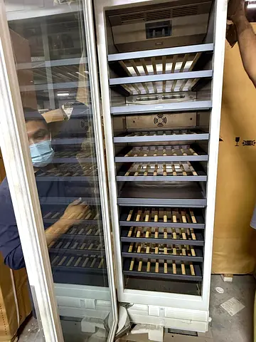 Gaggenau 400 series built-in wine fridge 3 zone temperature with WiFi control