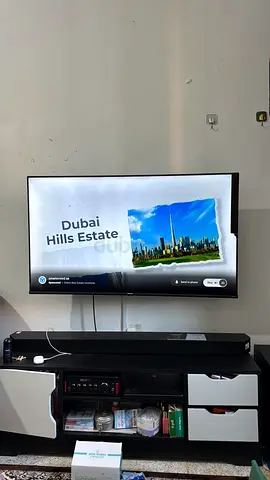 50 inch LED TV hisense 50e7h. selling for parts.