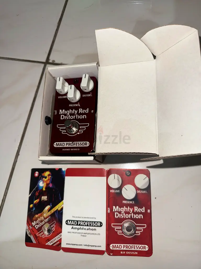 MAD PROFESSOR Mighty Red Distortion 箱付き MAD PROFESSOR Mighty Red Distortion 箱付き 【公式通販】