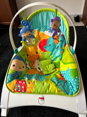 Fisher-Price Rainforest Friends Newborn-to-Toddler Portable Rocker - Excellent Condition.