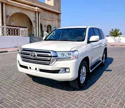 Toyota Land Cruiser, Accident Free, GCC, Single Owner in Excellent Condition