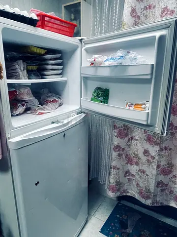 Reliable Refrigerator for Sale - Great Condition!
